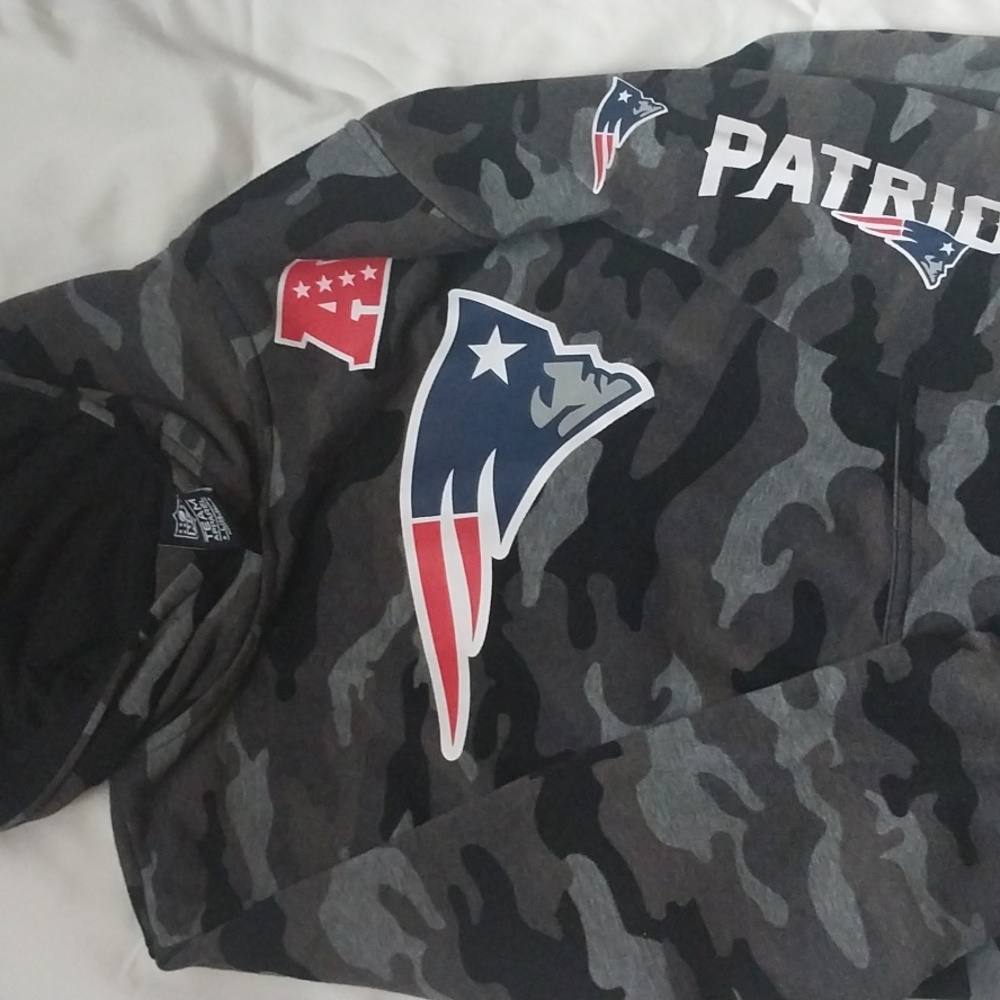 Nfl Apparel - Picture 2 of 3